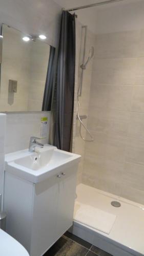 Foto de una habitación de Yseria Hôtel