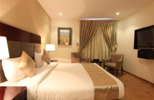 Room – Aparthotel Aliah Tolan Palace