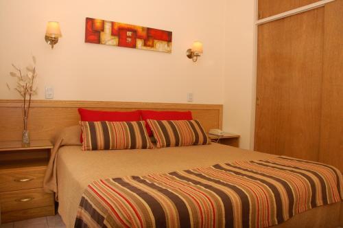 Room – Concord Rent Apart