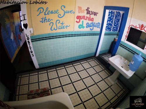 Foto de una habitación de Albergue La Casona de Lobitos