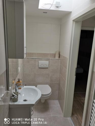 Foto de una habitación de Apartments am Schlosspark