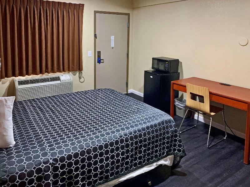 Hotel Rodeway Inn Sacramento-University Area, Sacramento - Reserving
