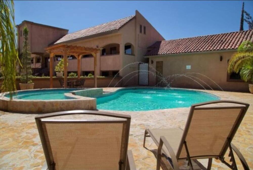 Hotel Estancia Inn, Tecate