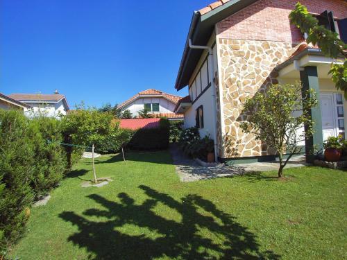 Foto de una habitación de Chalet Argoños