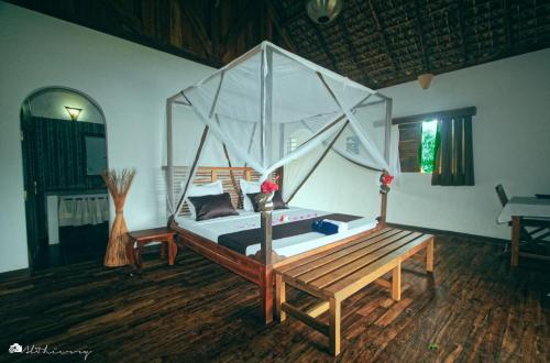 Foto de una habitación de Hotel Océan Beach Sakatia