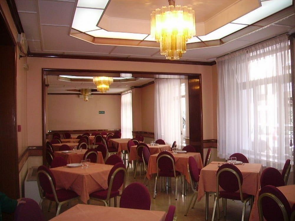 Foto general de Hotel Mediterraneo