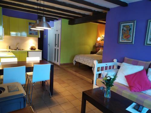 Foto de una habitación de Apartamentos La Iguana