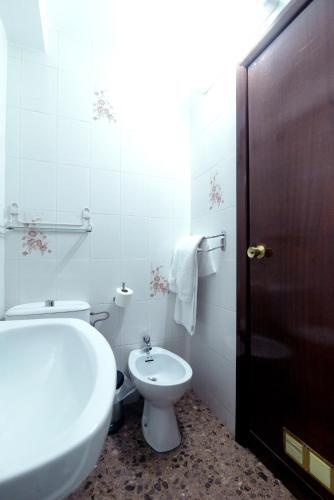 Foto de una habitación de Hostal Milmarcos