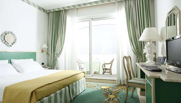 Foto de Aris Garden Hotel