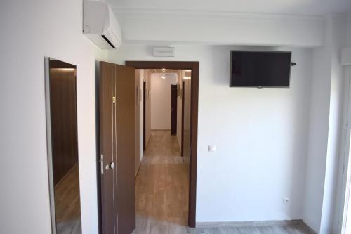 Foto de una habitación de Iznájar Suites