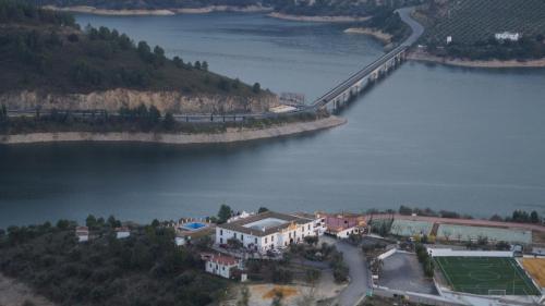 Foto general de Hotel Caserio de Iznájar