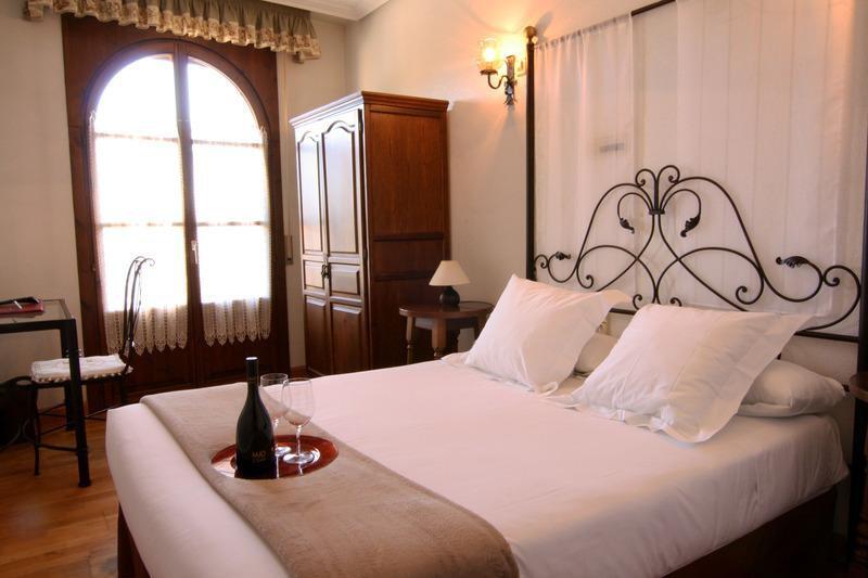 Foto de una habitación de Hotel Merindad de Olite