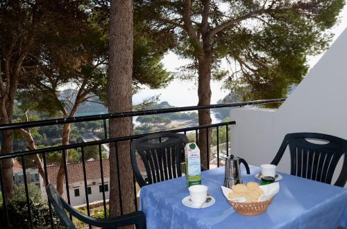 Foto de una habitación de Apartamentos Menorca Bonavista