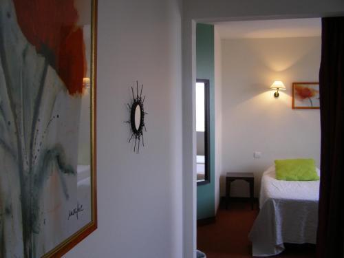 Foto de una habitación de Hotel Le Mas De Gaujac