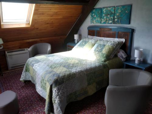 Foto de una habitación de Bed-and-Breakfast La Longère des Gillettes