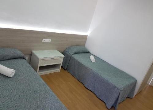 Foto de una habitación de Hostal Montsant
