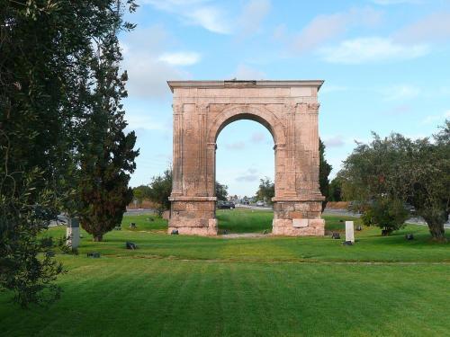 Foto general de Arc de Bará Camping &amp;amp; Bungalows
