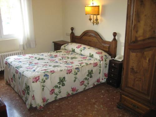 Foto de una habitación de Hotel Gurutzeberri