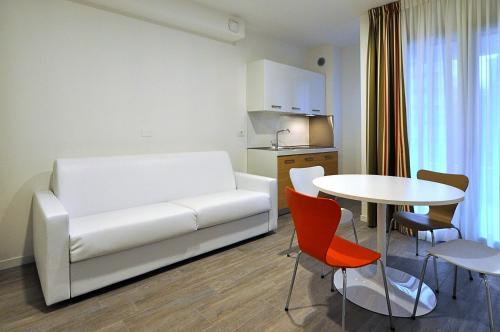 Foto de una habitación de BB Hotels Aparthotel Arcimboldi
