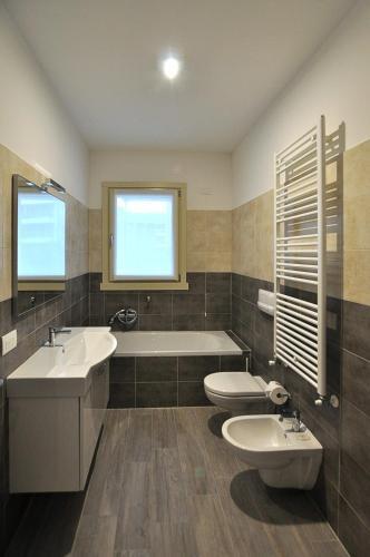 Foto de una habitación de BB Hotels Aparthotel Arcimboldi