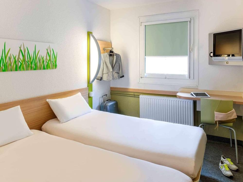 Foto de una habitación de Hotel ibis Budget Courbevoie Paris La Défense