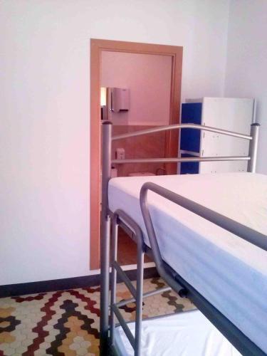 Foto de una habitación de Albergue Internacional de Teruel City Backpackers