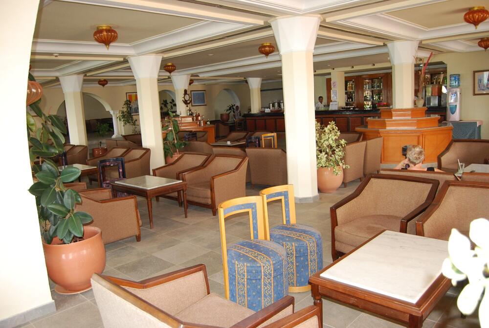 Foto general de Hotel Oasis Marine