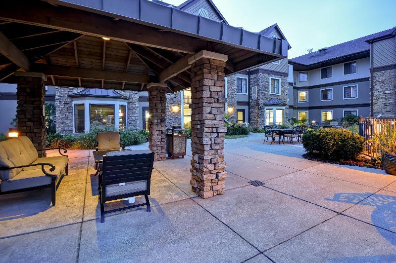 Photo – Staybridge Suites Grand Rapids-Kentwood, an IHG Hotel