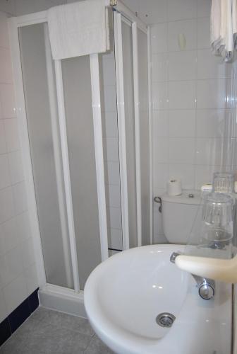 Foto de una habitación de Hostal Avenida by Bossh! Hotels