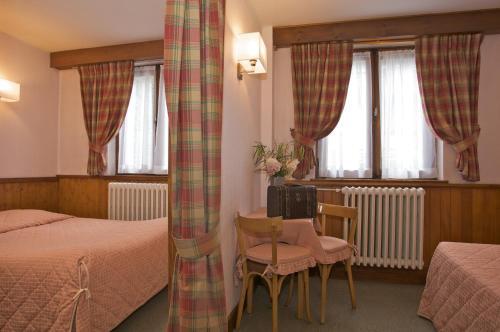 Foto de una habitación de Alp-Hôtel