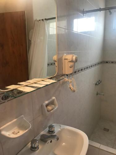 Foto de una habitación de Onais Hotel