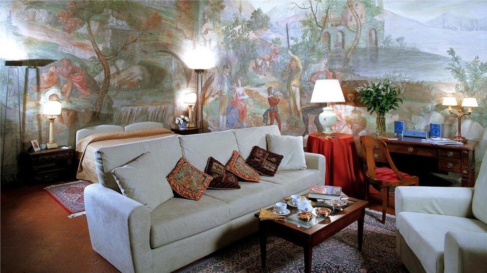 Foto general de Hotel Palazzo Magnani Feroni, All Suite - Residenza D&amp;#039;Epoca