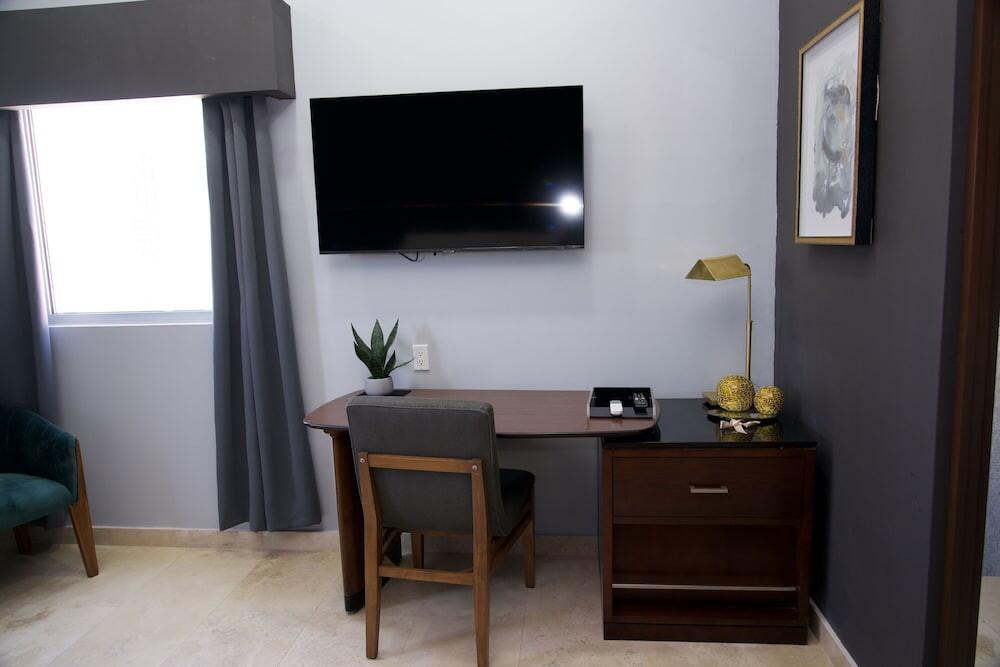 Rio Suites Hotel & Apartments, Tijuana