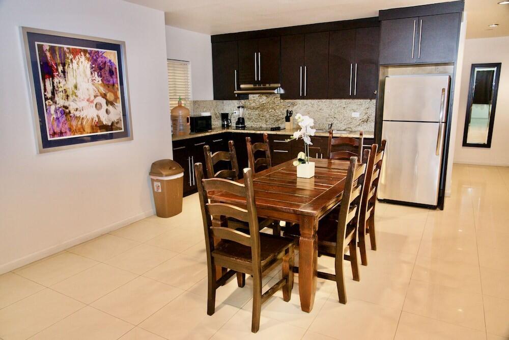 Rio Suites Hotel & Apartments, Tijuana