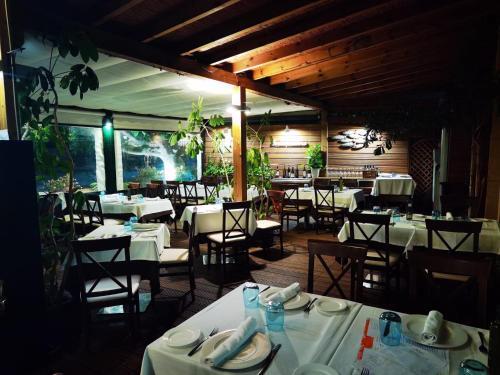 Foto general de Hotel Embarcadero de Calahonda de Granada