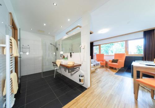 Foto de una habitación de Almfrieden Hotel &amp;amp; Romantikchalet