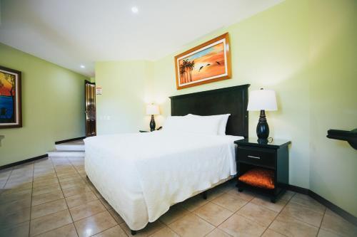Foto de una habitación de Papagayo Golden Palms Beachfront Hotel