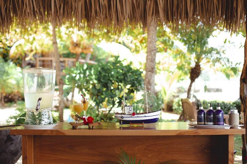 Foto general de Isla Chiquita Glamping Hotel