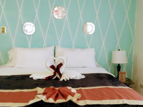 Foto di una camera da Hotel The Red Hut Inn