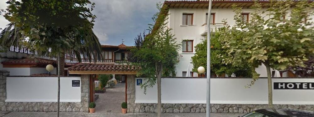 Foto del exterior de Hotel Montecristo