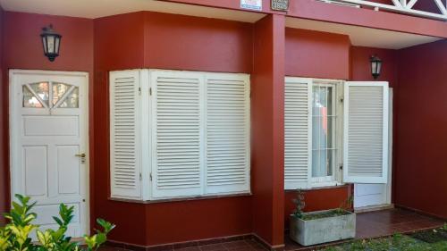 Foto del exterior de Complejo Mares