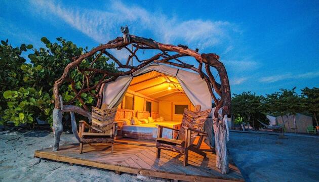 Foto de Camping Glamping EcoLodge Cueva De Las Aguilas