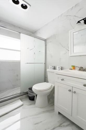 Foto de una habitación de Sofi Beach Apartments