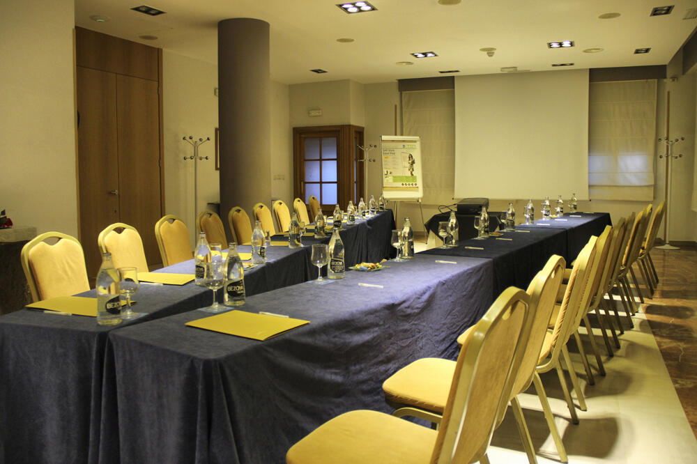 Foto de los servicios de Hotel Porcel Torre Garden