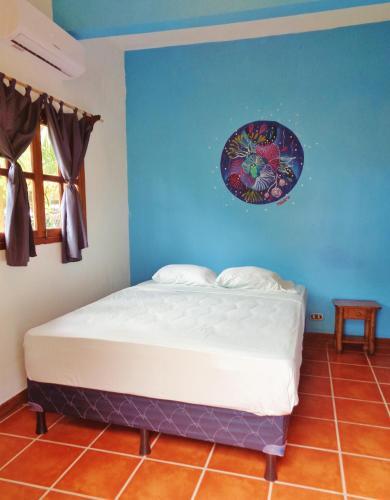 Foto de una habitación de Livingston Resort Hotel