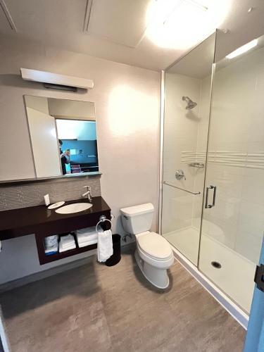 Foto de una habitación de Hotel The Herald 8 by LuxUrban