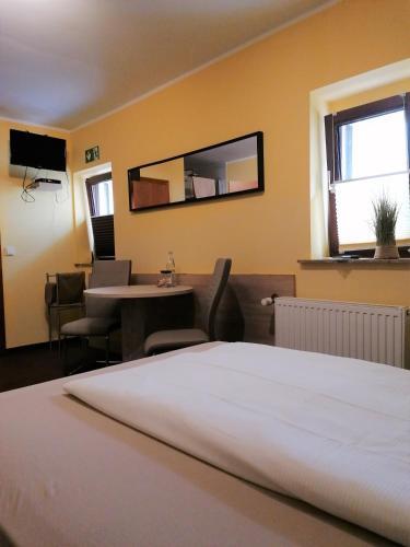 Foto general de Pension Riverside in Leverkusen Hitdorf am Rhein - Zentral an der A1 und 59