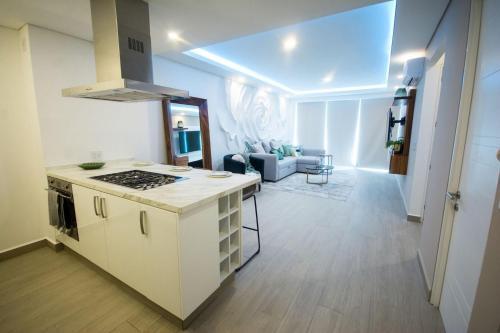 Foto de una habitación de Casas y chalets Real View Towers E105 by Casago