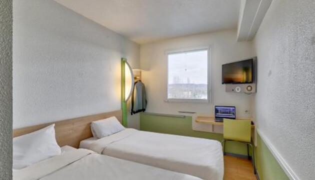Foto de B&amp;B HOTEL Montluçon Saint-Victor