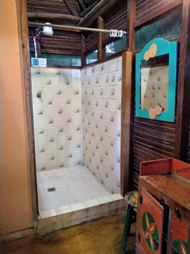 Foto de una habitación de Hotel La Casa Rosada